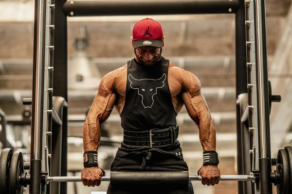 De la salle de gym à chez vous : adapter ses séances de Body Pump au domicile